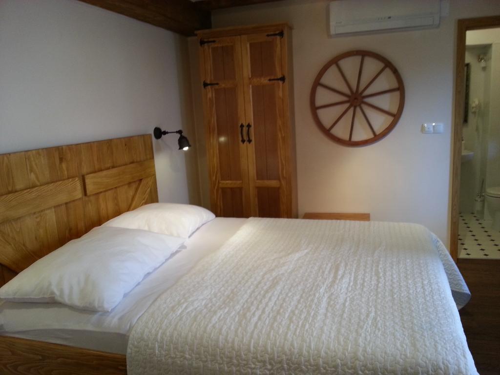 Dvori Svetog Mihaela Apartment ชิเบนิก ห้อง รูปภาพ