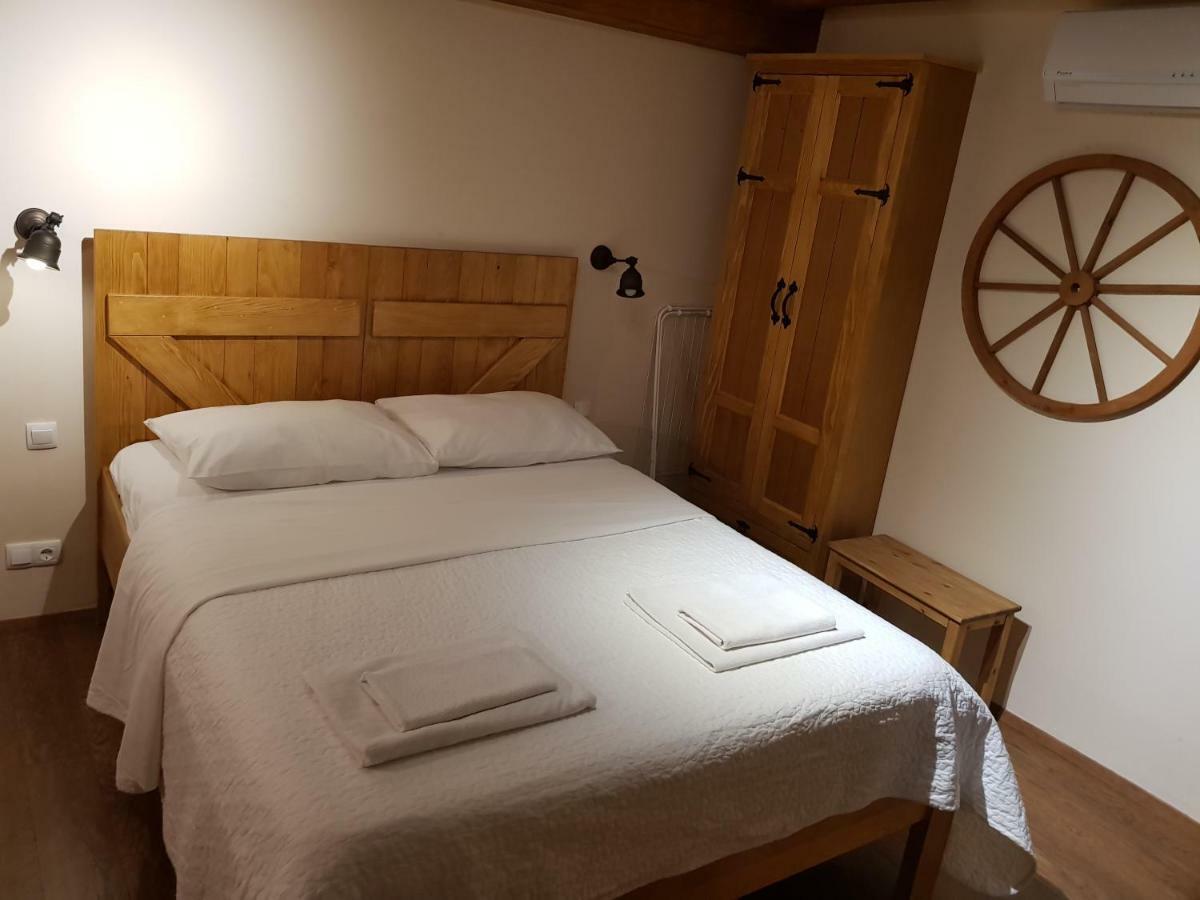 Dvori Svetog Mihaela Apartment ชิเบนิก ภายนอก รูปภาพ